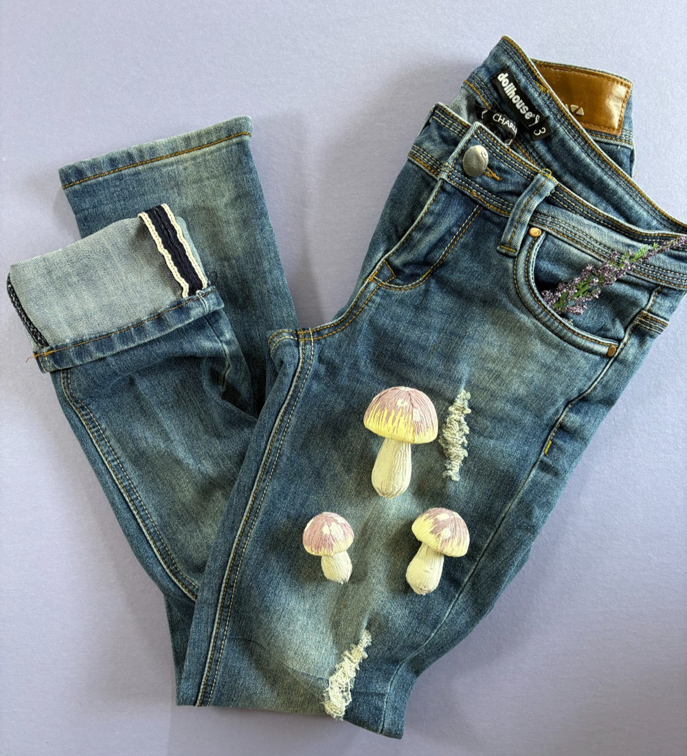 Dollhouse Charlie Size 3 Womens/Junior Salvage Hem Distressed